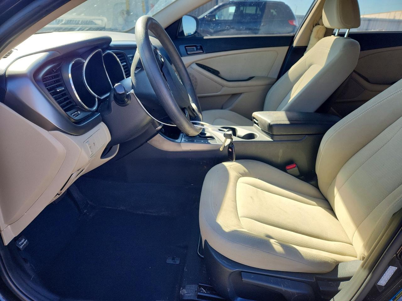 2011 KIA Optima lx