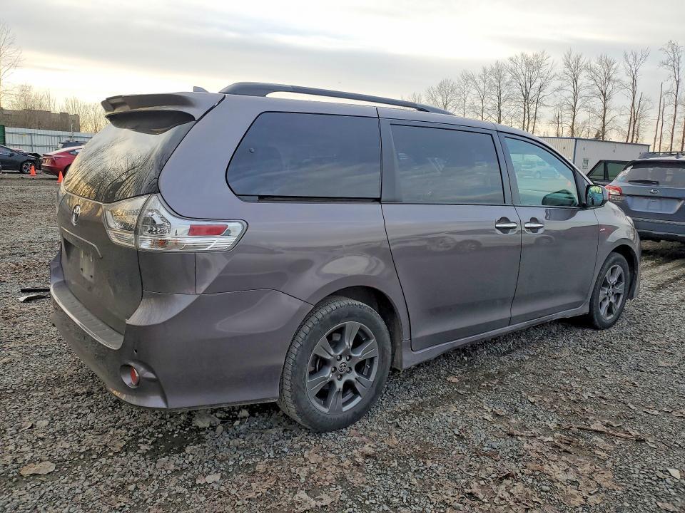 2020 Toyota Sienna se Premium 7-passenger