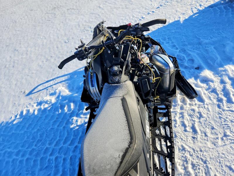 2024 Skidoo XRS Renega