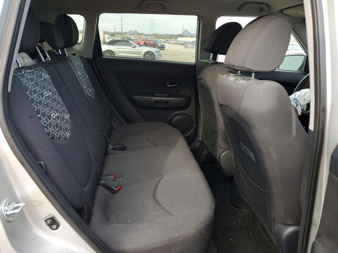 2011 KIA Soul +