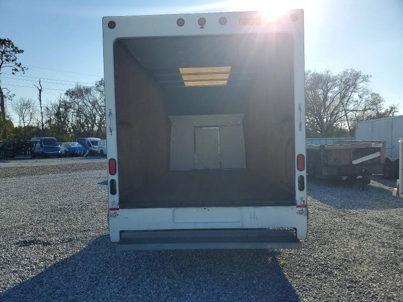 2015 Ford Transit Cutaway T-13