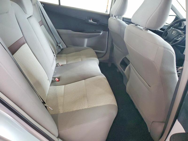 2013 Toyota Camry l