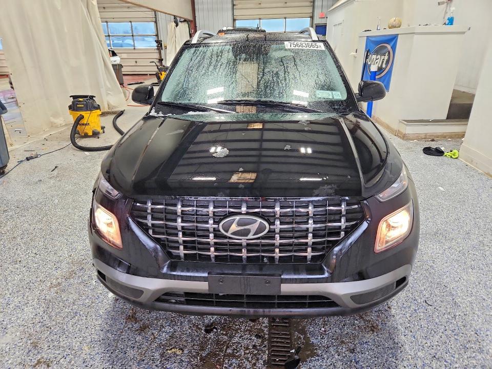 2025 Hyundai Venue sel