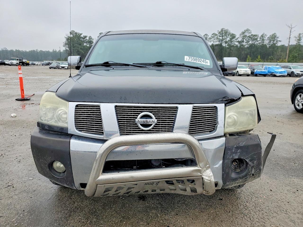 2004 Nissan Titan XE
