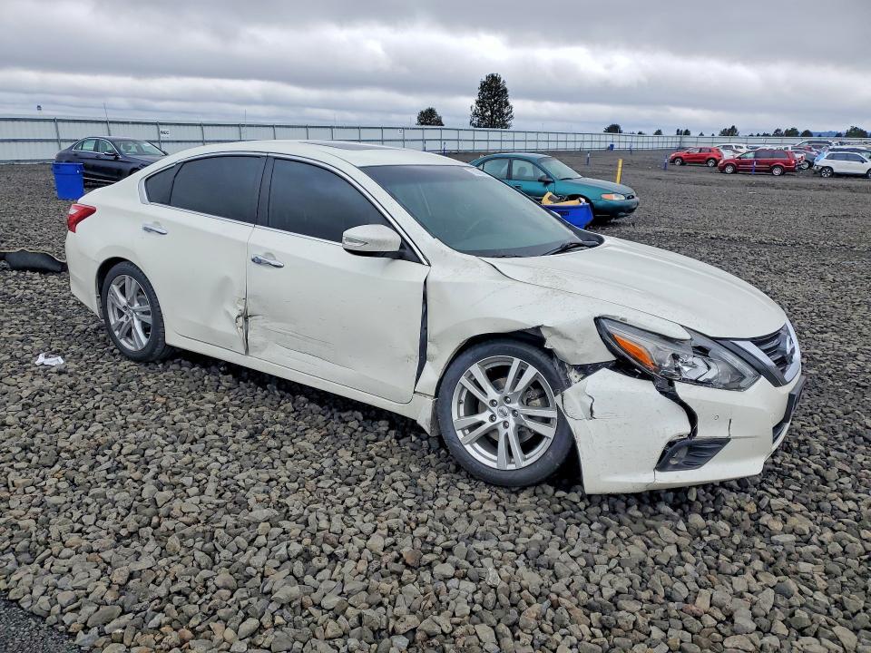 2016 Nissan Altima 3.5 sl