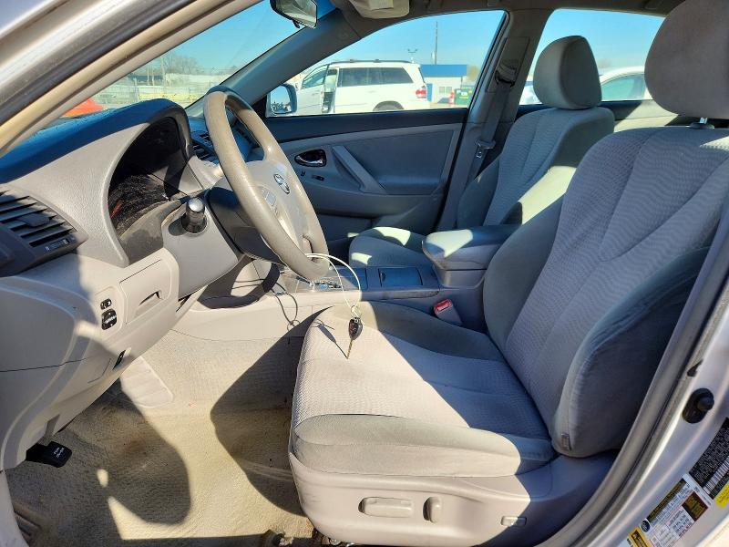 2011 Toyota Camry le