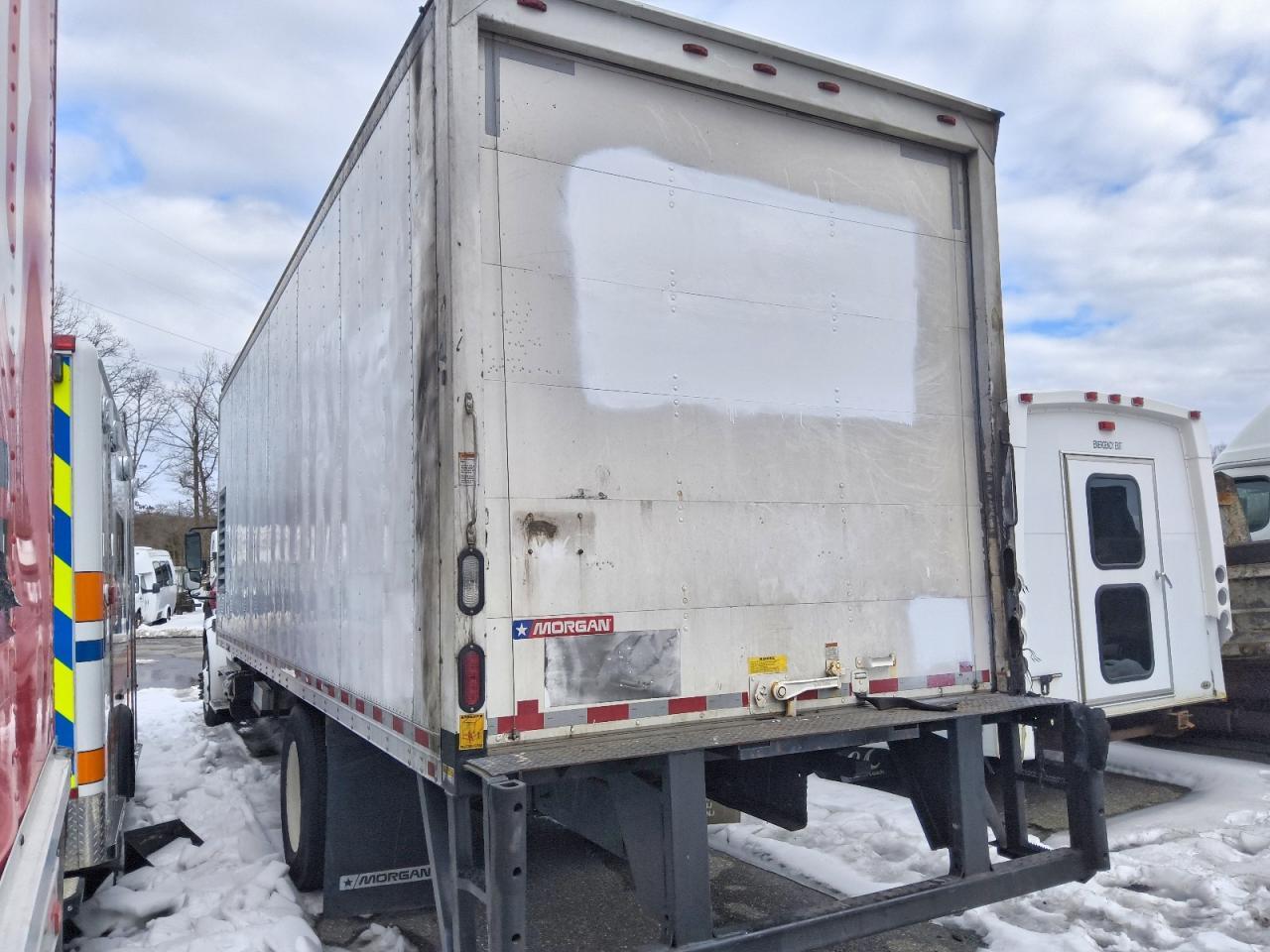 2016 Freightliner Business Class M2 BOX Truck
