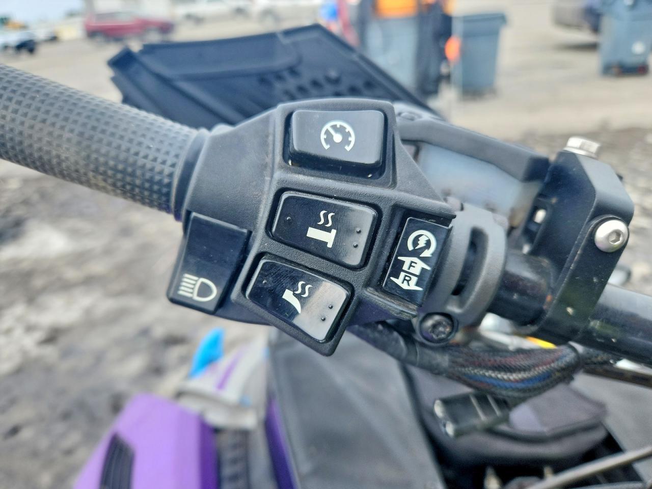 2019 Oeth M 8000
