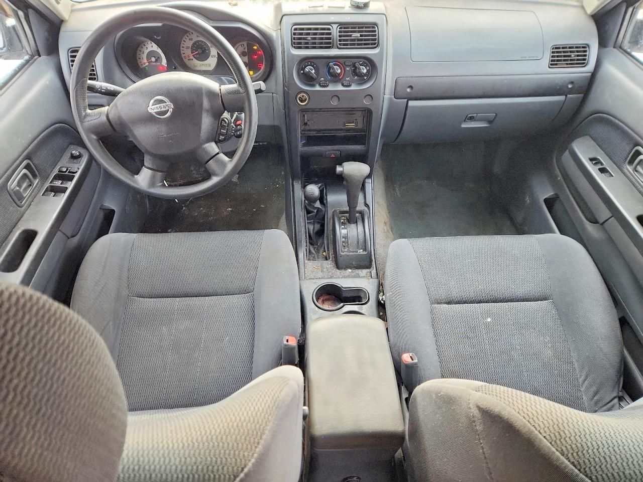 2004 Nissan Frontier Crew cab xe V6