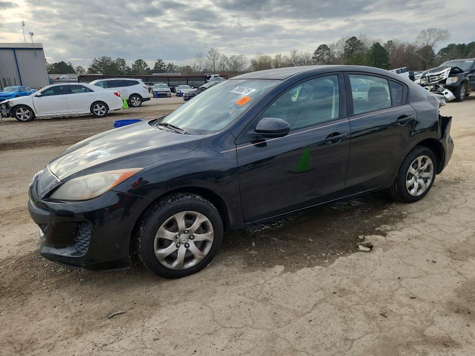 2013 Mazda 3 I