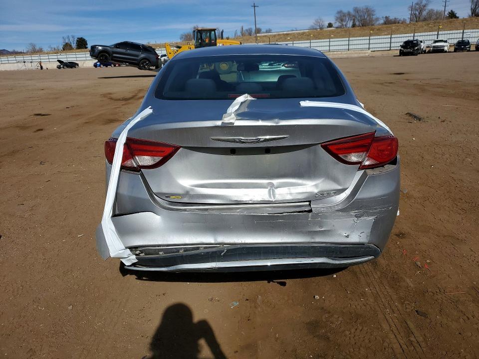2015 Chrysler 200 Limited