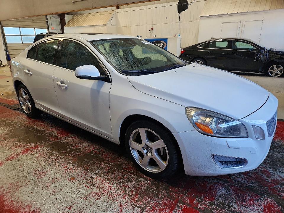2013 Volvo S60 T5