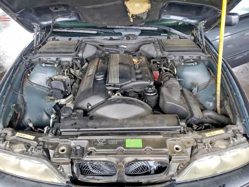 2001 BMW 530 i Automatic
