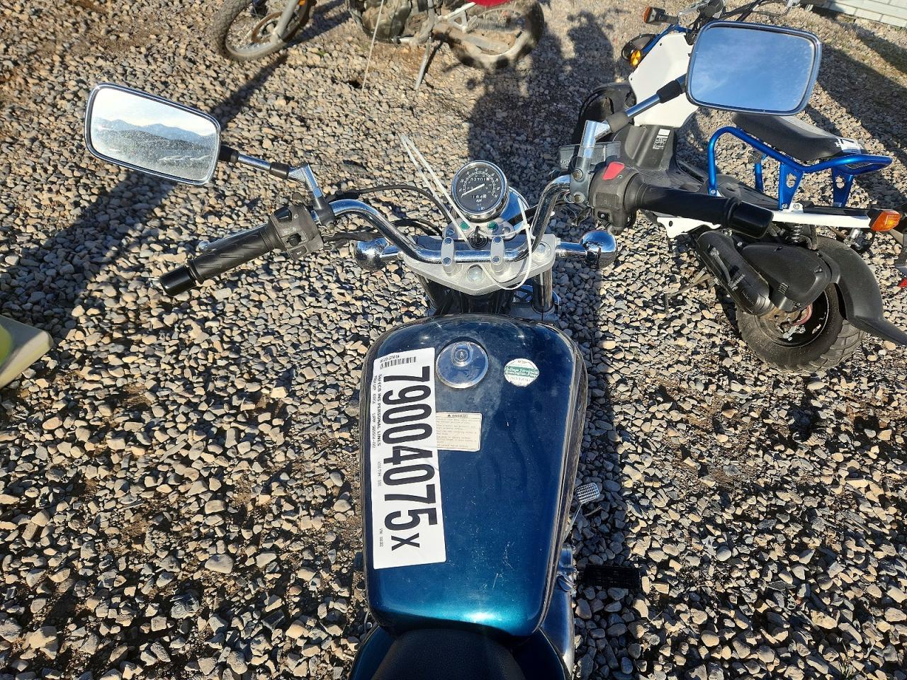 2000 Suzuki GZ250