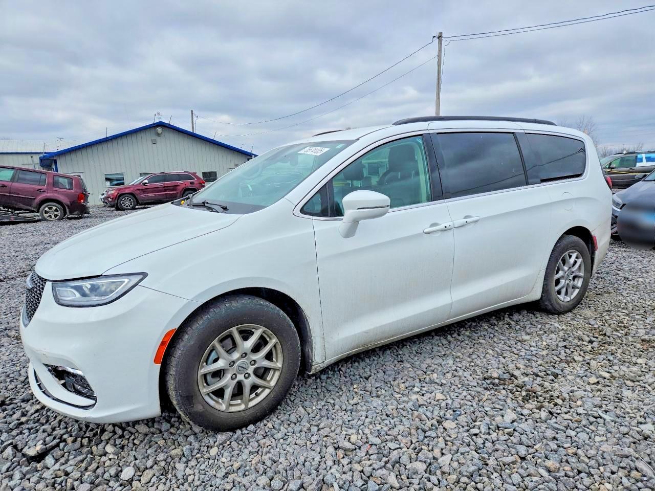 2022 Chrysler Pacifica Touring l