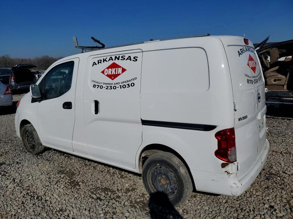 2020 Niss NV200