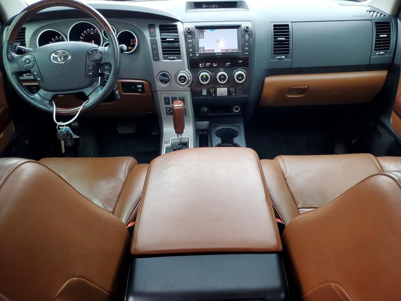 2013 Toyota Sequoia Platinum