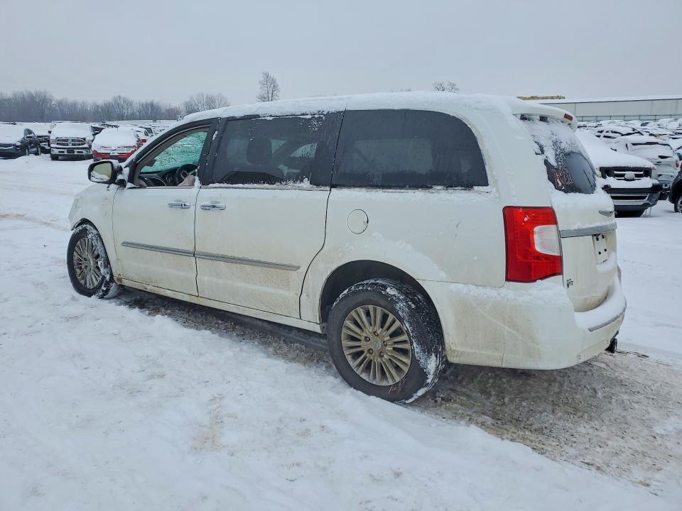 2015 Chrysler Town & Country Limited Platinum