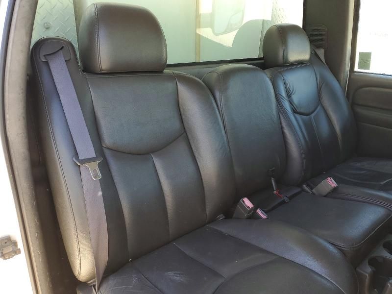 2003 Chevrolet Silverado Utility / Service Truck