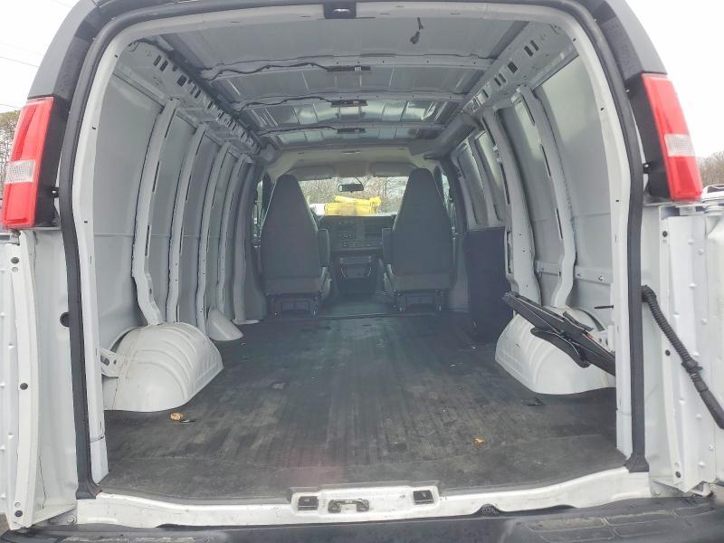 2025 Chevrolet Express G2500