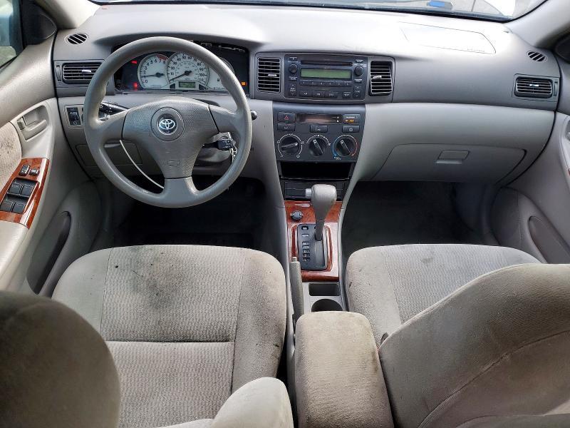2005 Toyota Corolla le
