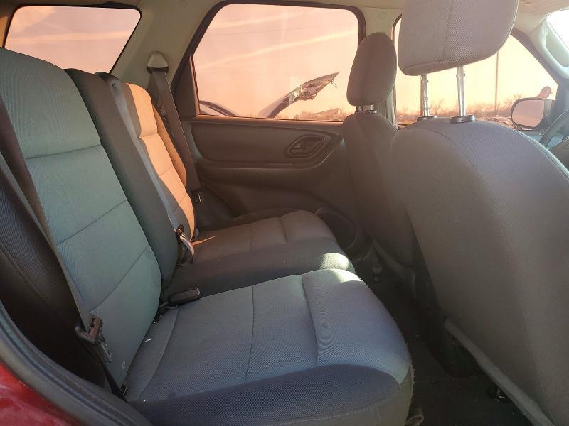 2005 Ford Escape xls