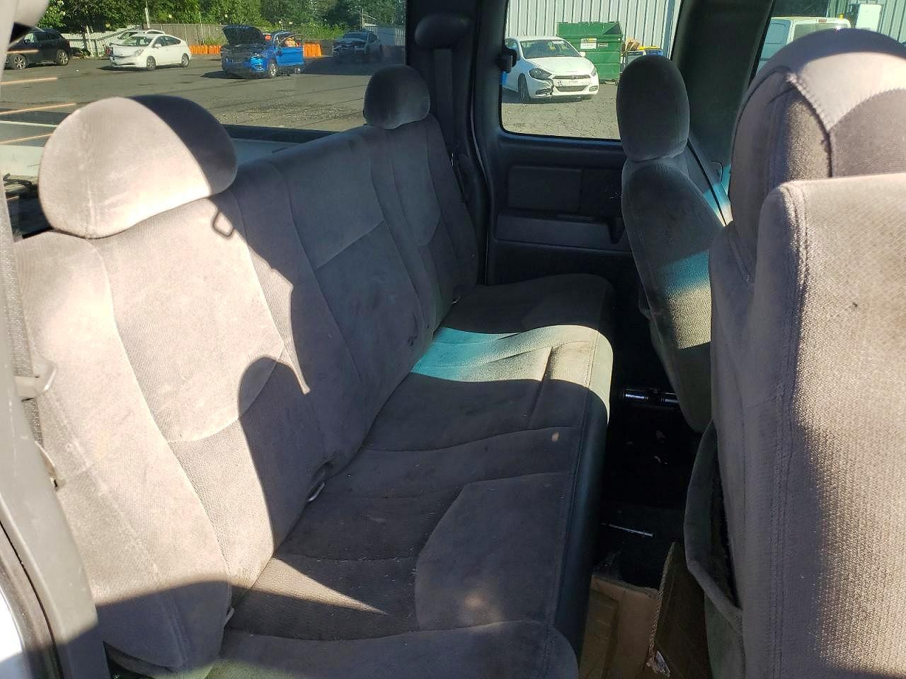 2005 GMC New Sierra C1500