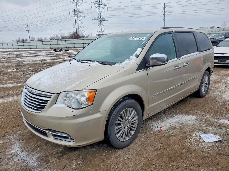 2013 Chrysler Town & Country Touring l