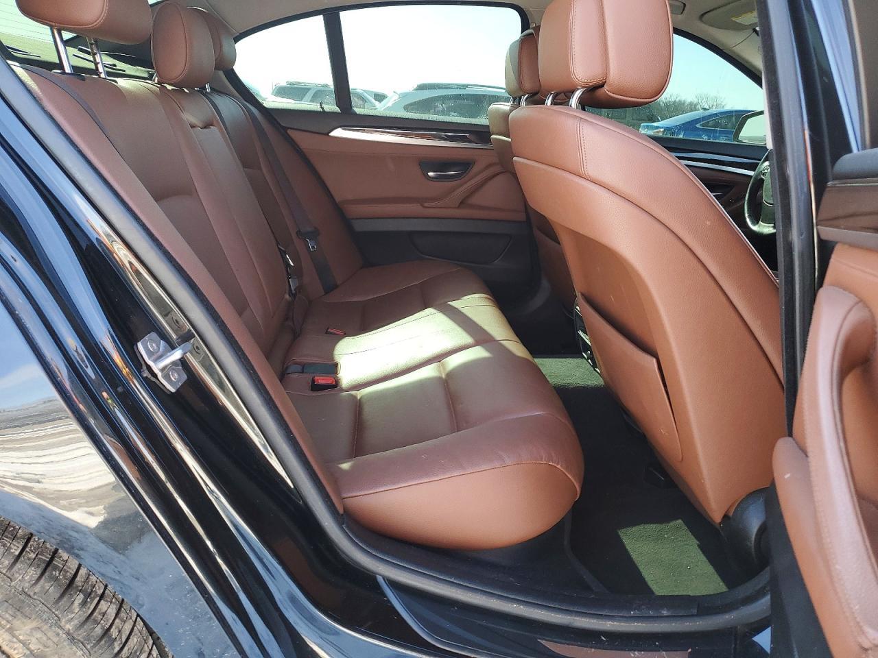 2013 BMW 528 i