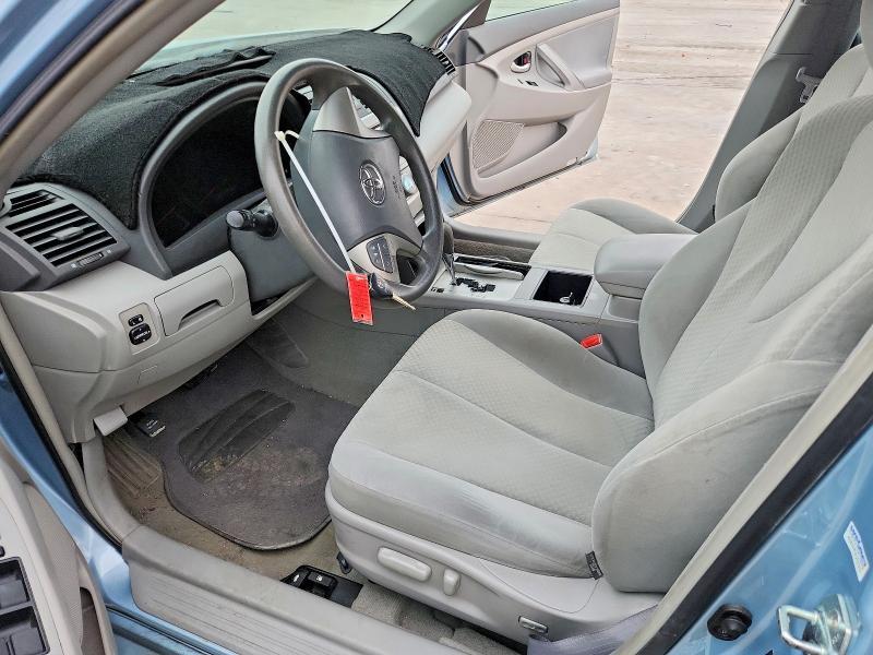 2009 Toyota Camry le