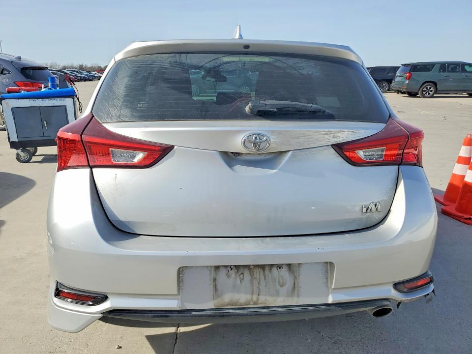 2017 Toyota Corolla im Base