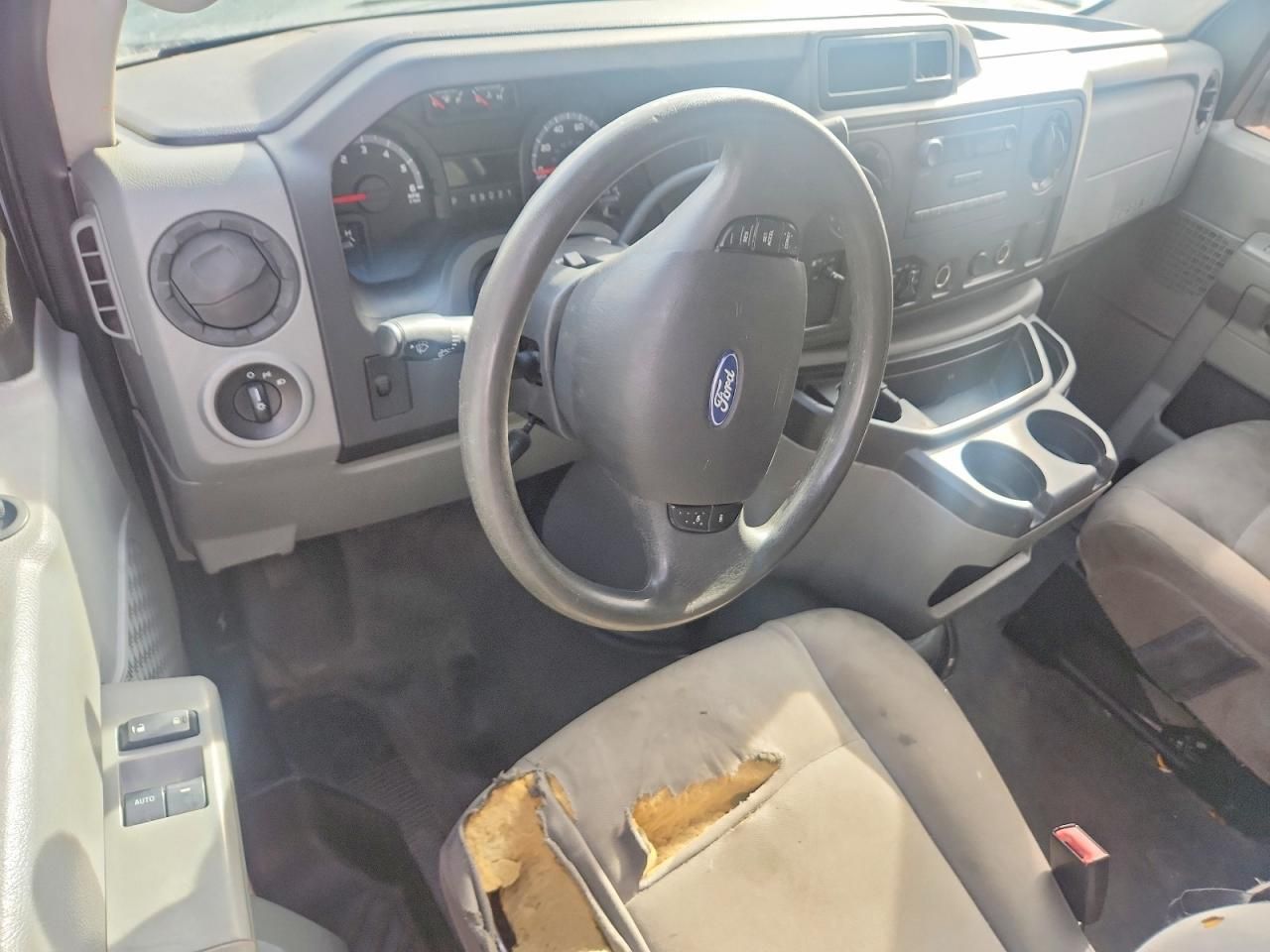 2009 Ford E250 Utility / Service Van