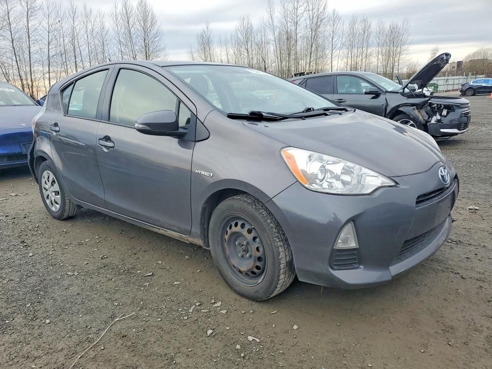 2013 Toyota Prius c