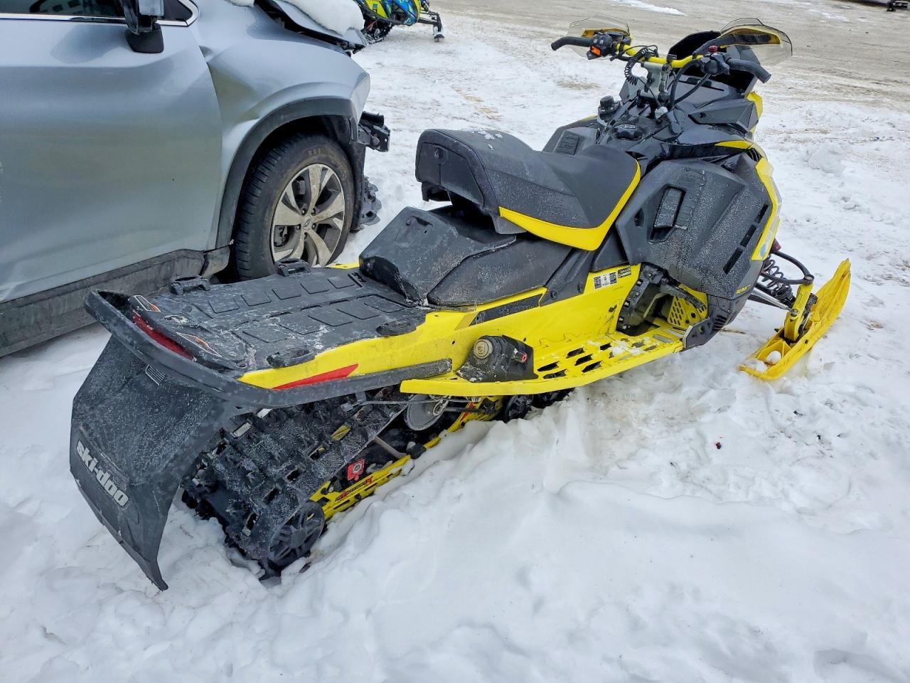 2021 Skidoo Renegade