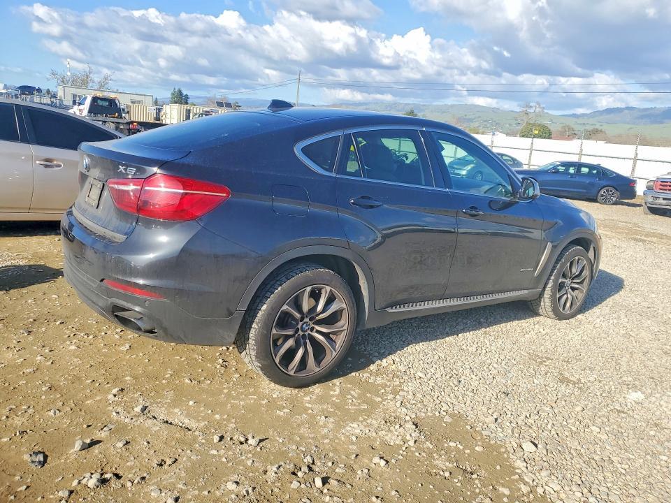 2016 BMW X6 Xdrive50i
