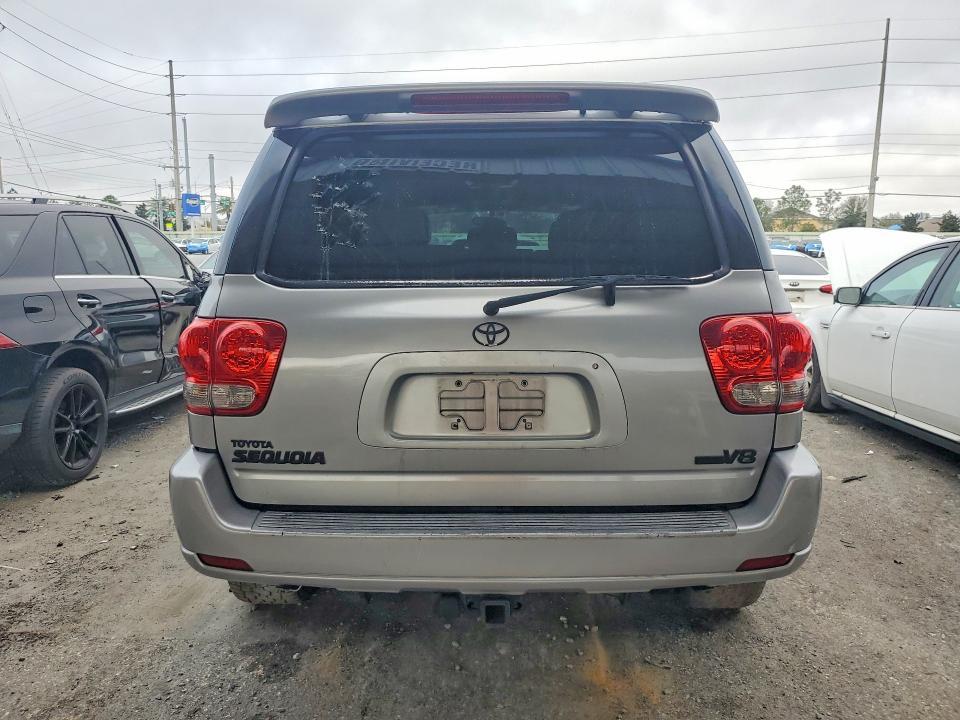 2005 Toyota Sequoia Limited