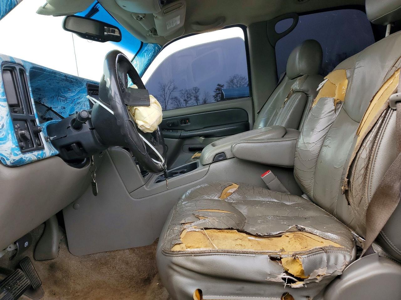 2003 Chevrolet Tahoe C1500