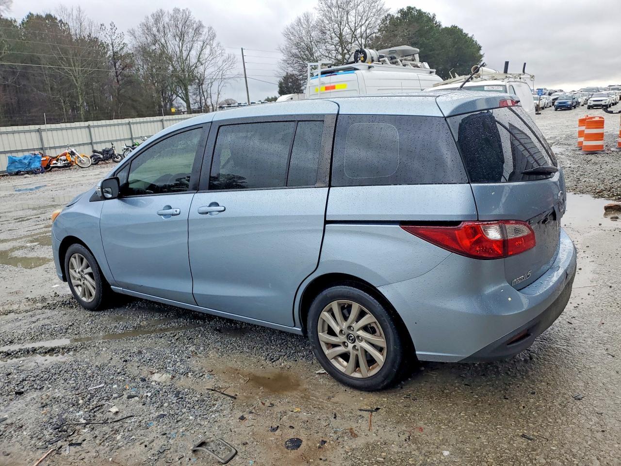 2013 Mazda 5