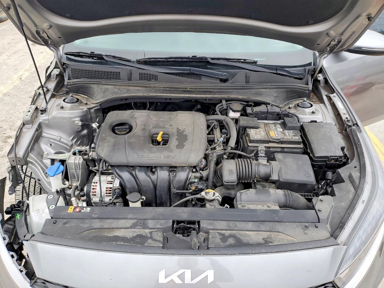 2023 KIA Forte lx