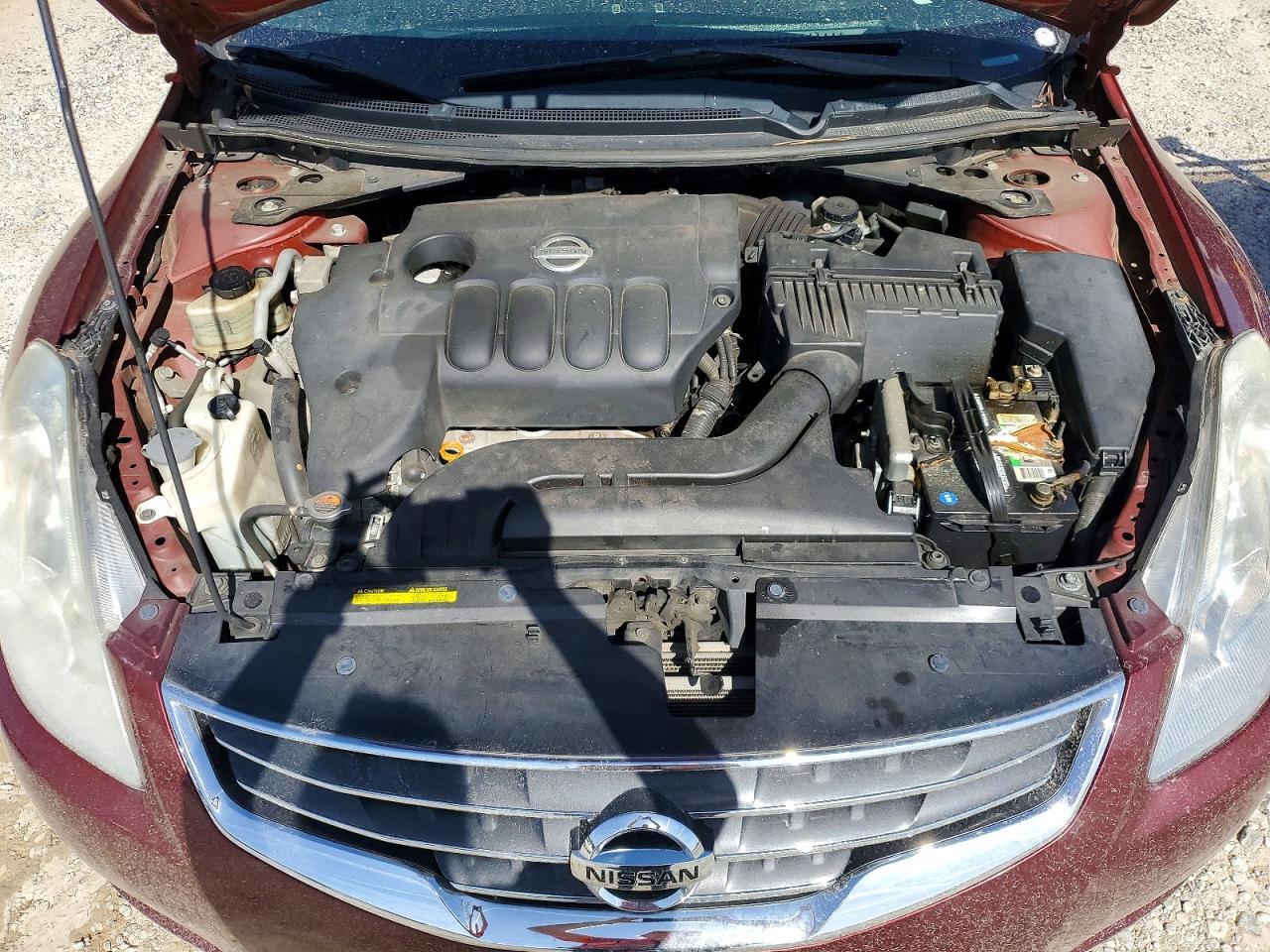 2010 Nissan Altima Base