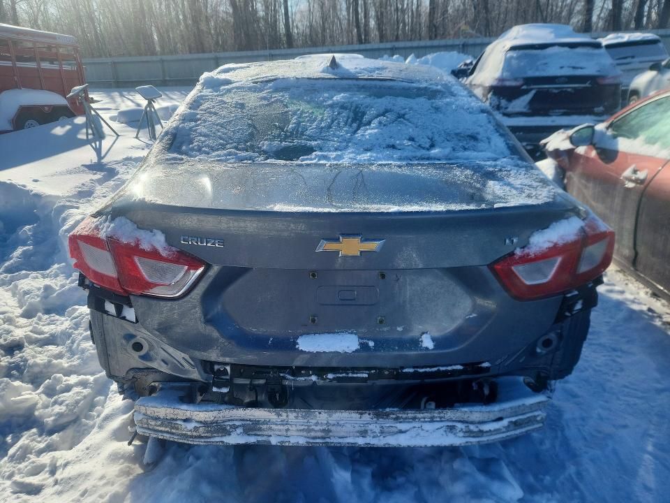 2018 Chevrolet Cruze lt