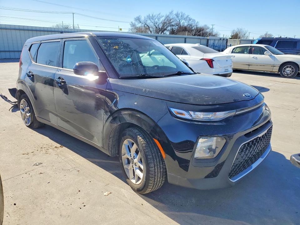 2021 KIA Soul lx