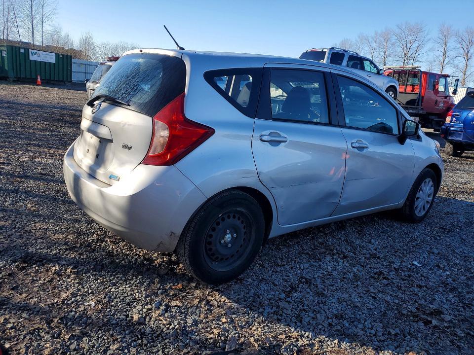 2015 Niss Versa Note