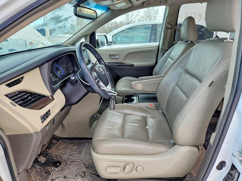 2017 Toyota Sienna xle