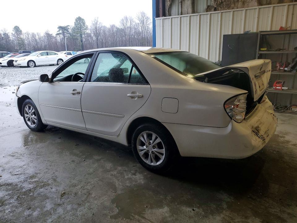 2004 Toyota Camry