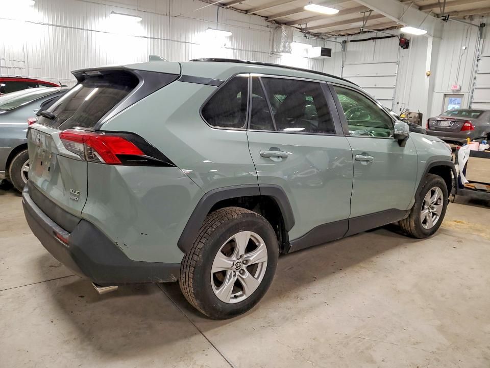 2021 Toyota Rav4 xle
