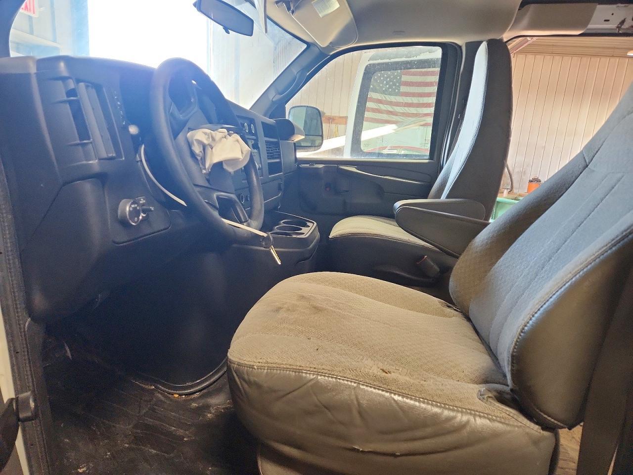 2012 GMC SAVANA1500 Cargo Delivery Van