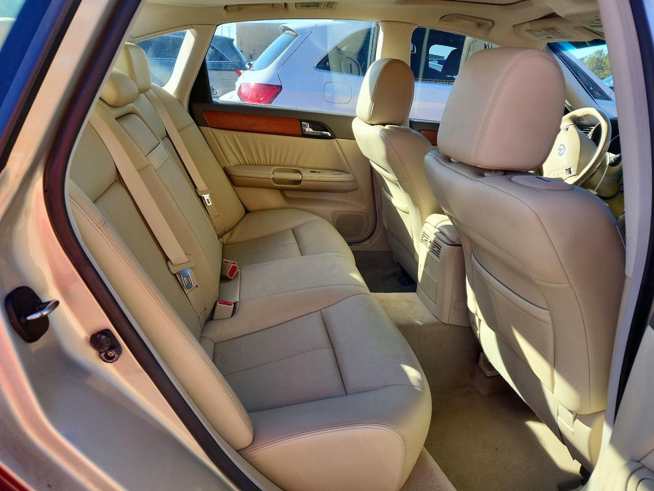 2007 Infiniti M35 Base