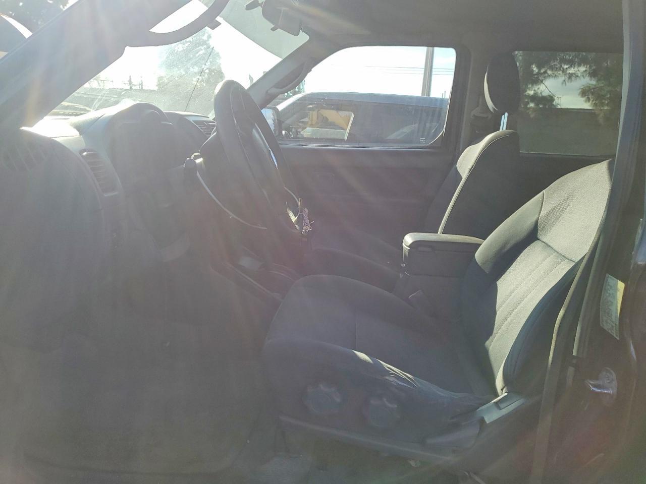 2003 Nissan Frontier Crew Cab XE