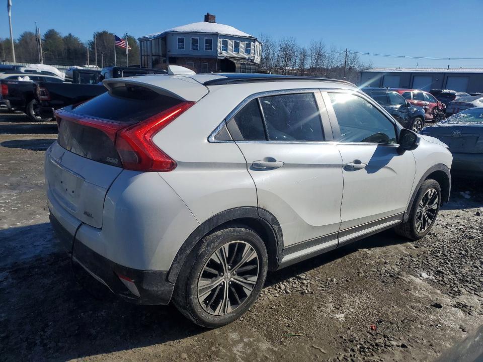 2020 Mitsubishi Eclipse Cross se